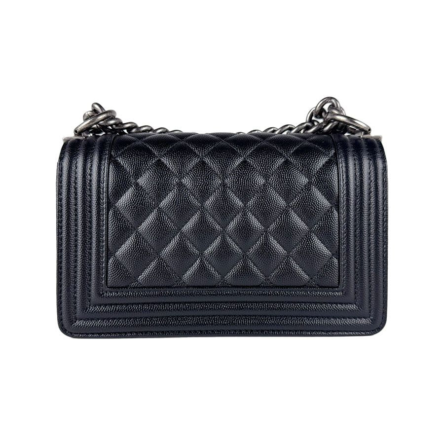 Chanel Shoulder Bag Boy Small — view 3
