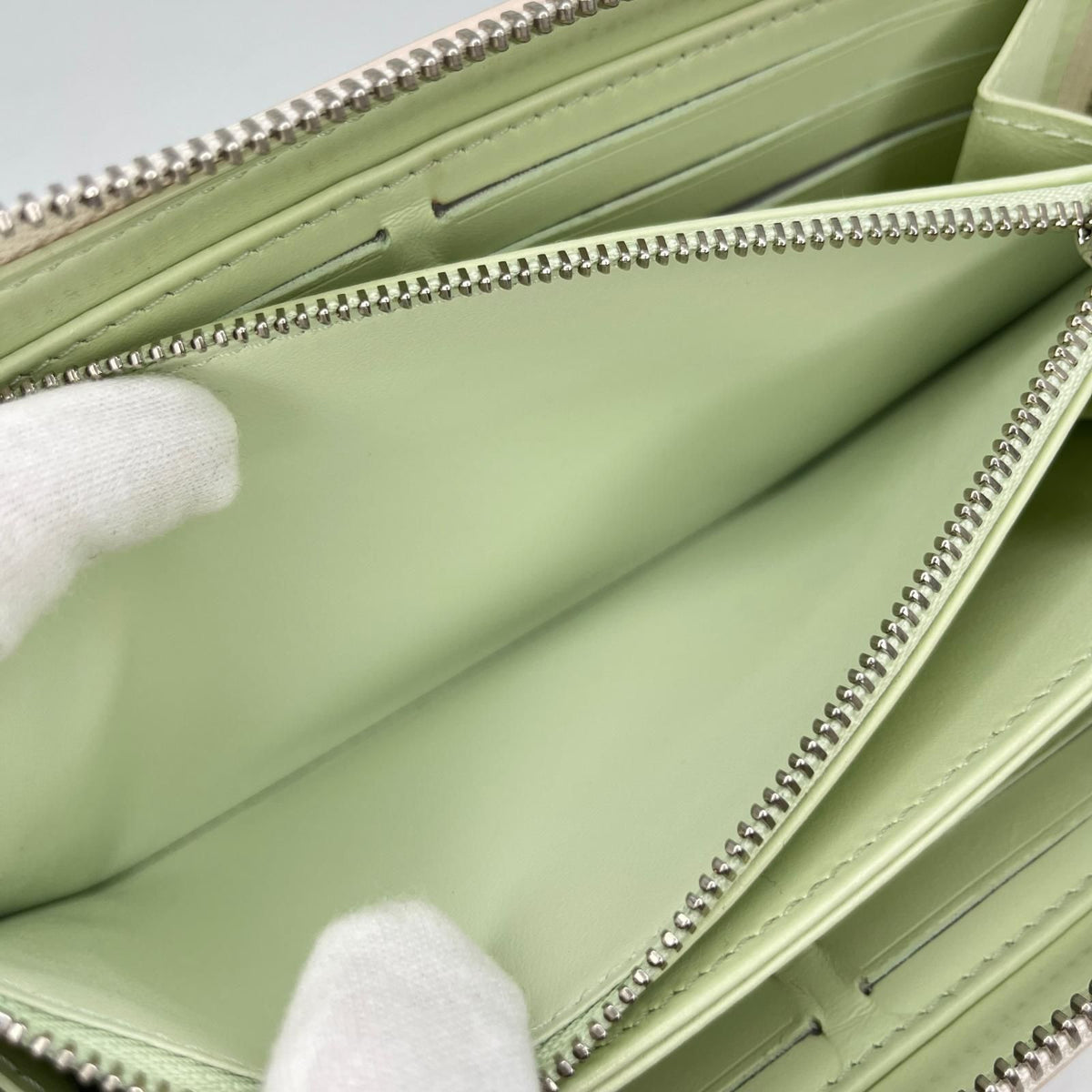 Louis Vuitton Ivory Wallet — view 6