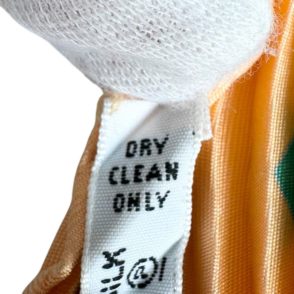 Hermes Pleated Scarf Axis Mundi Silk Orange — view 6