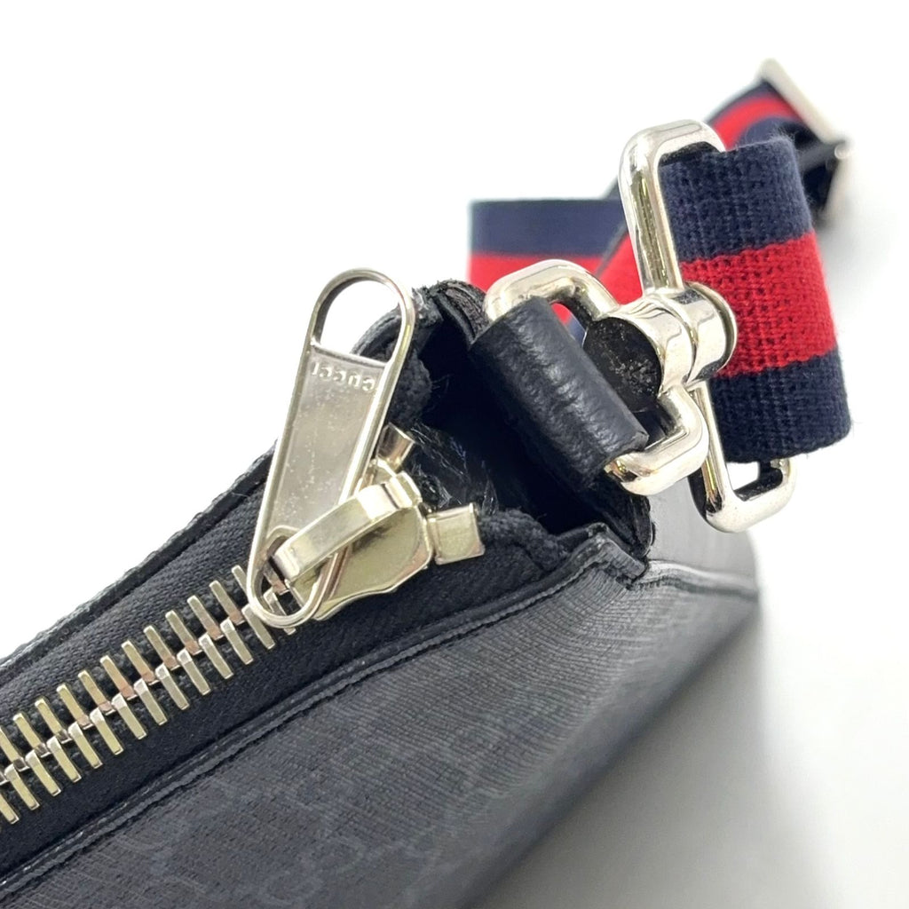 Gucci GG Supreme Small Messenger Bag Leather Navy Black Red Silver — view 8