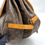 Louis Vuitton Saumur 43 Monogram Leather Brown Light Shoulder Bag Gold — view 8