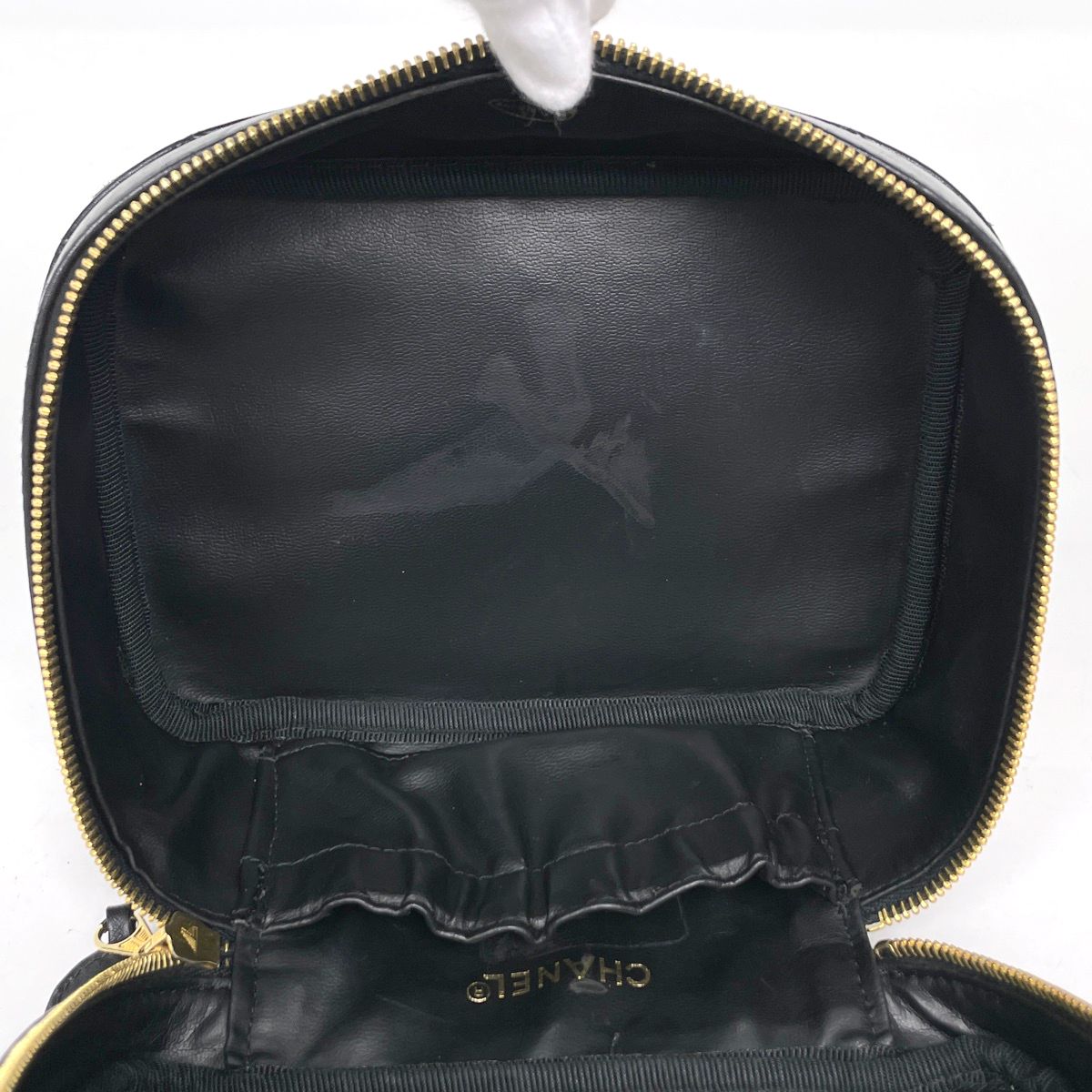Chanel Makeup Pouch CC Logo Bicolor Leather Black — view 7