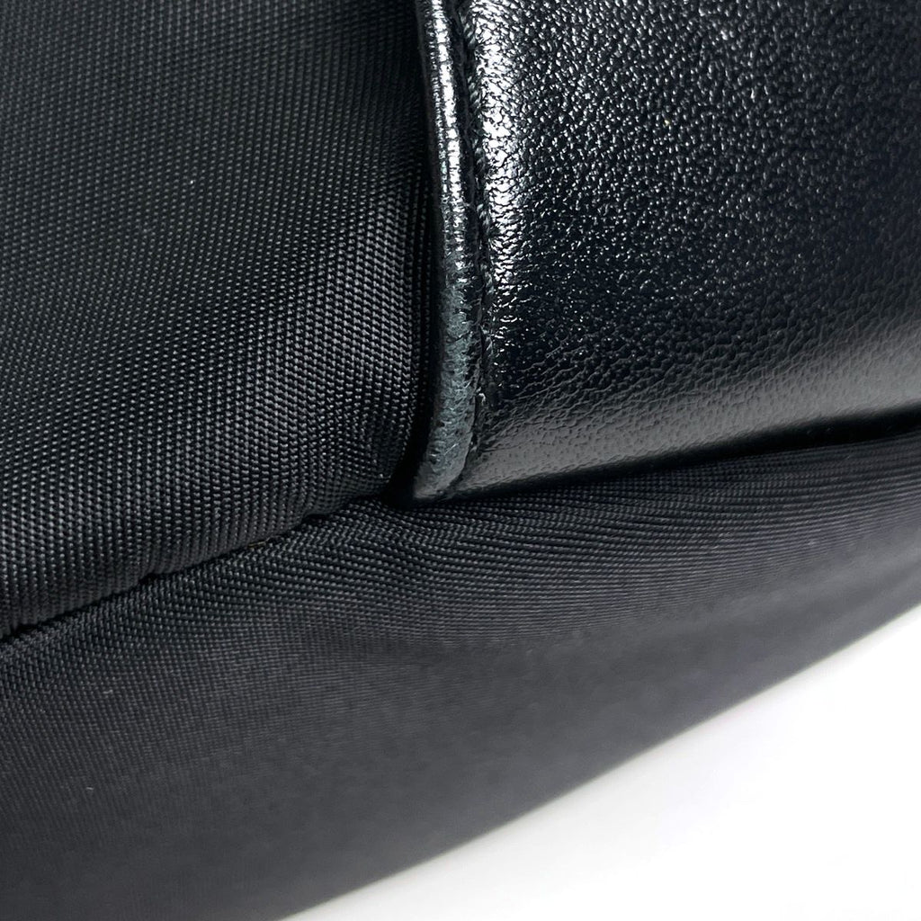 Prada Handbag Petit Sac Re-Nylon Tessuto Nylon Nero — view 3