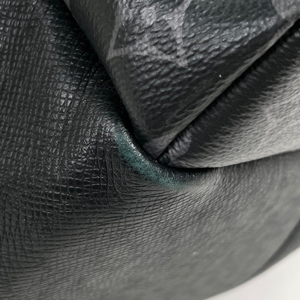 Louis Vuitton Discovery Backpack Taigarama Noir — view 4