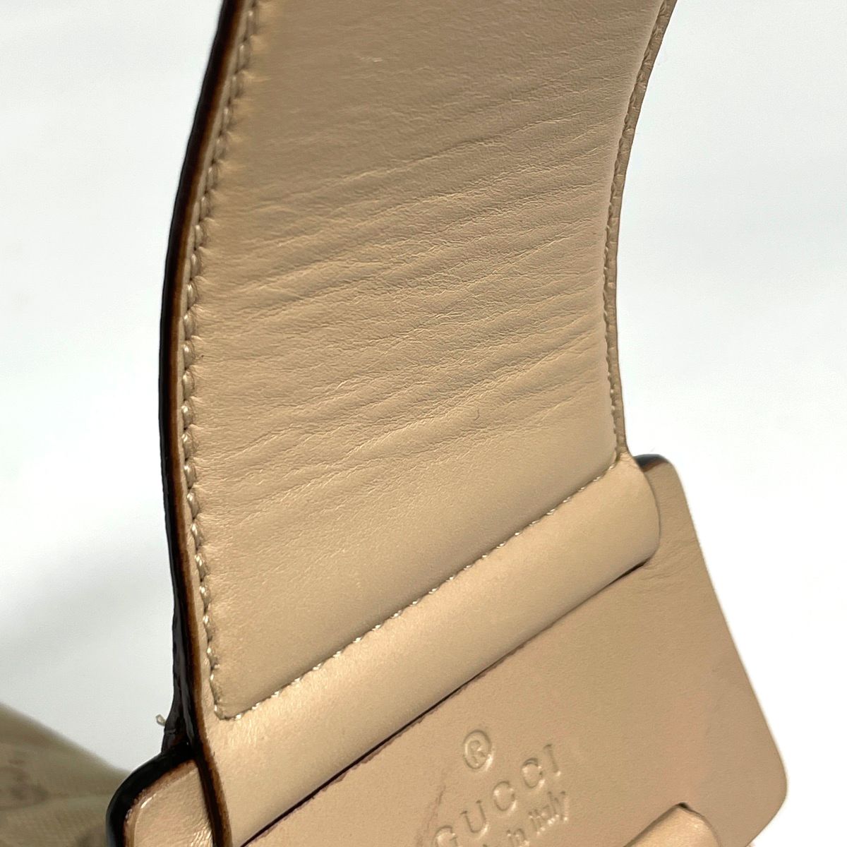 Gucci Shoulder Bag GG Pattern Canvas Beige — view 5