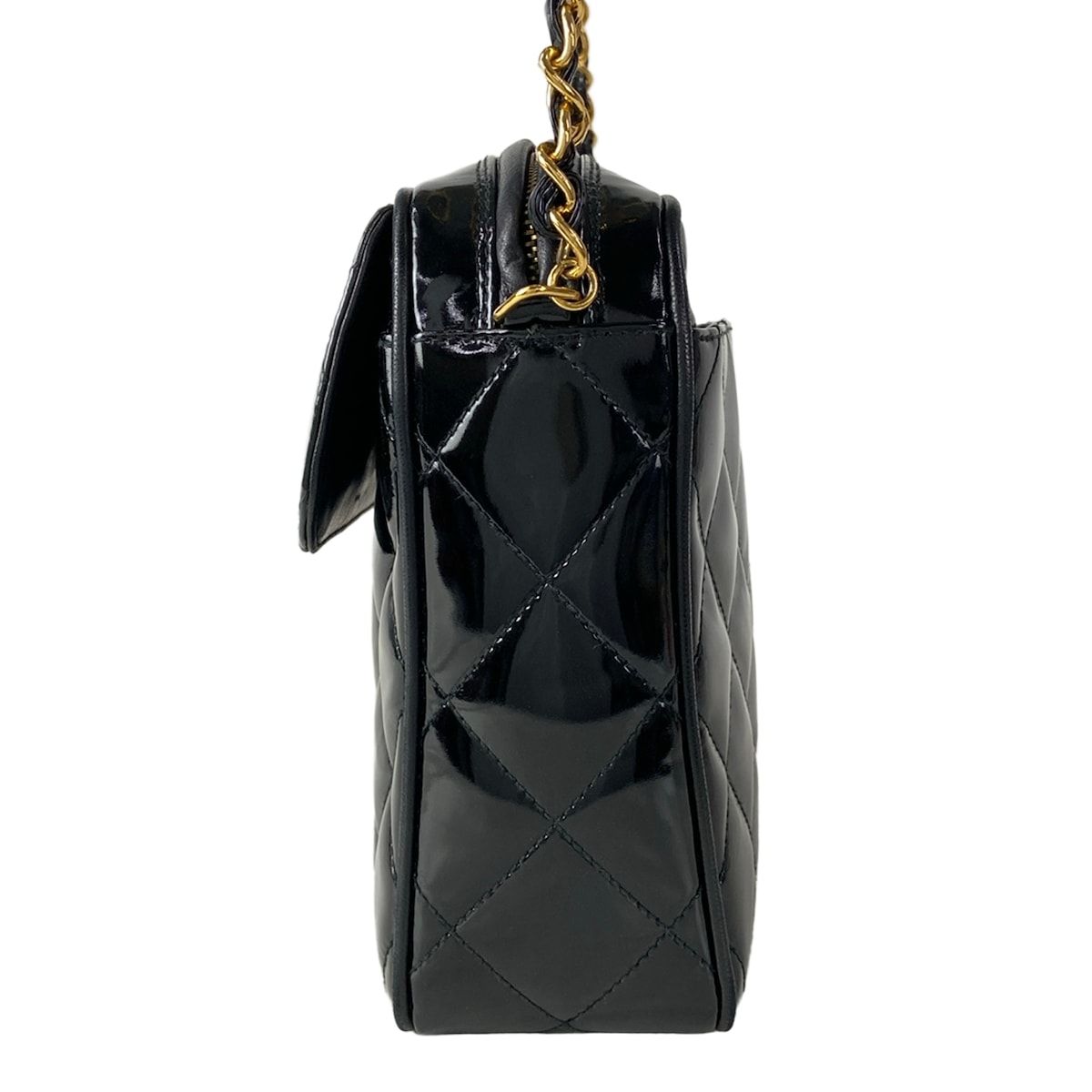 Chanel Shoulder Bag Quilted Black Gold Chain Flap Pocket Leather — view 4