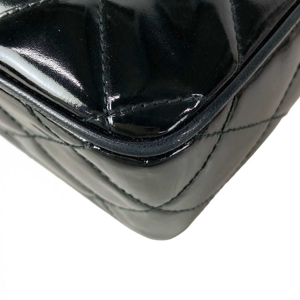 Chanel Shoulder Bag Quilted Black Gold Chain Flap Pocket Leather — view 8
