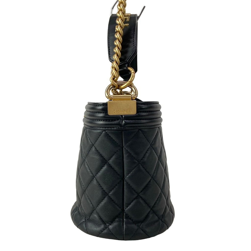 Chanel Shoulder Bag Boy Quilted Black Chain Gold 2-Way Lambskin — view 4