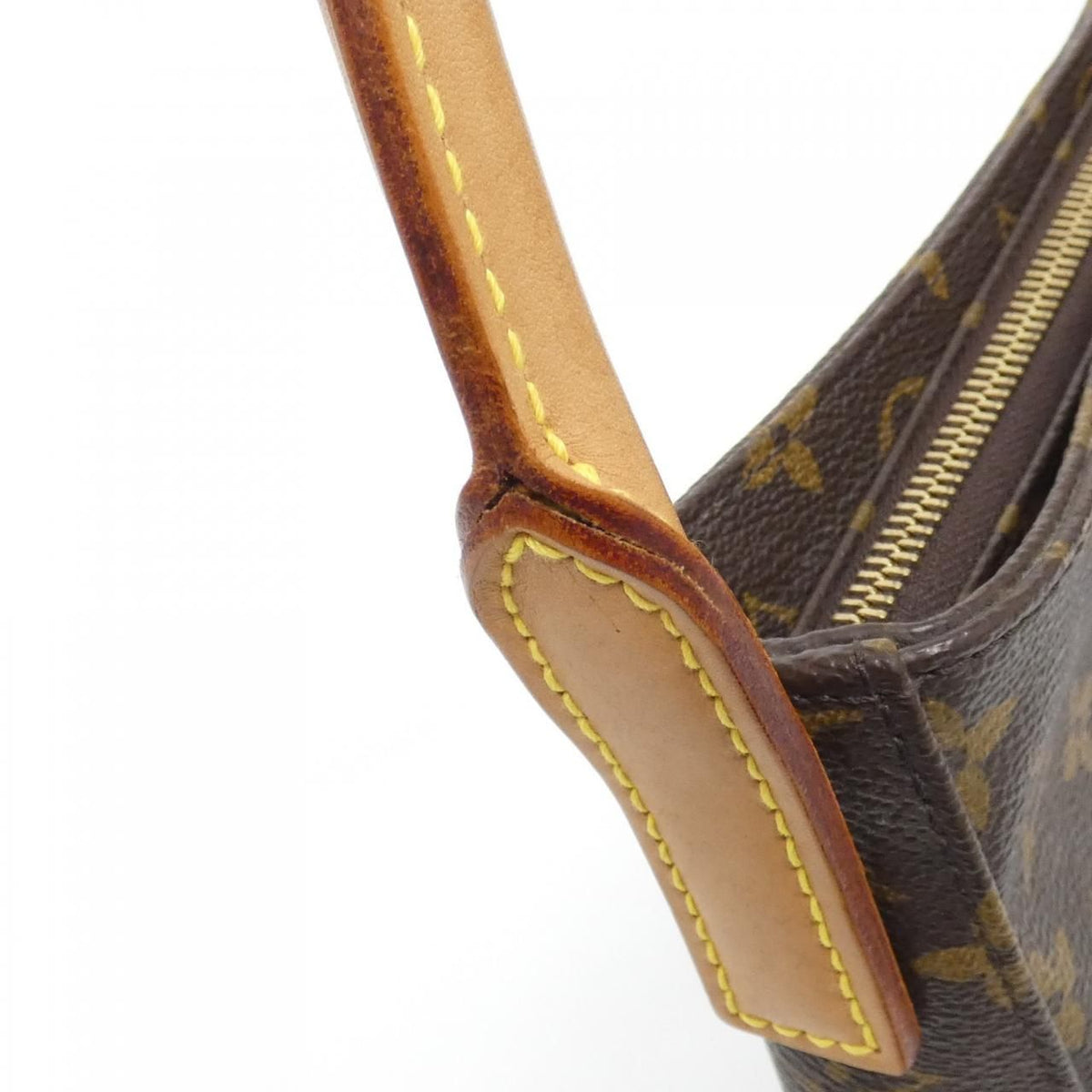 Louis Vuitton Monogram Looping GM Shoulder Bag — view 4