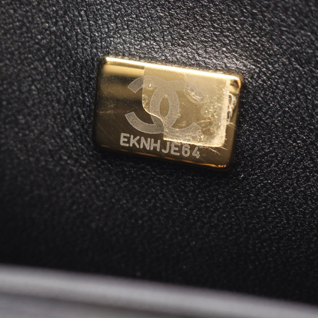 Chanel Shoulder Bag Boy Small Black Caviar Leather Chain — view 5