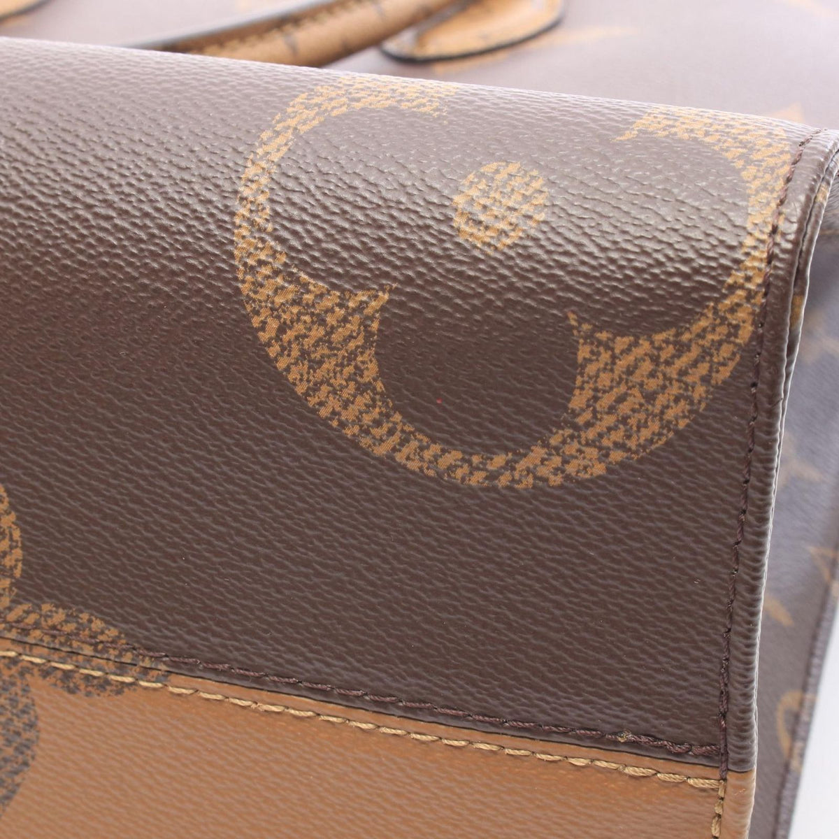 Louis Vuitton Tote Bag On The Go MM Leather — view 6