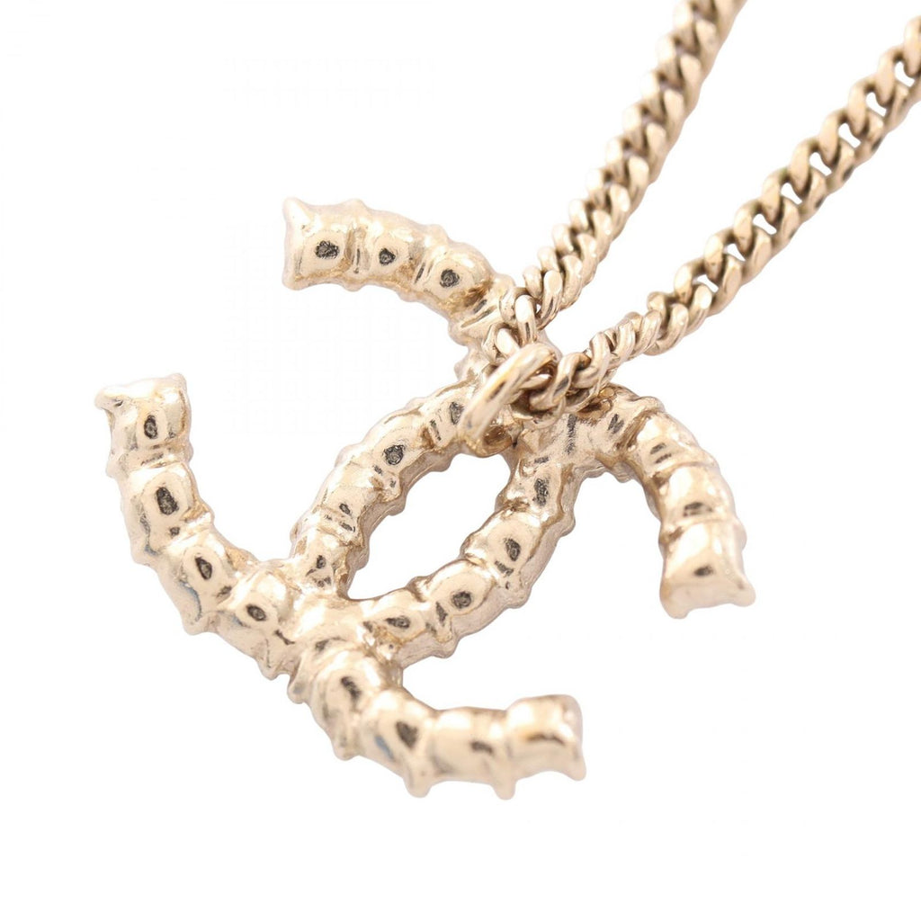 Chanel Necklace CC Logo Silver Pearl — view 2