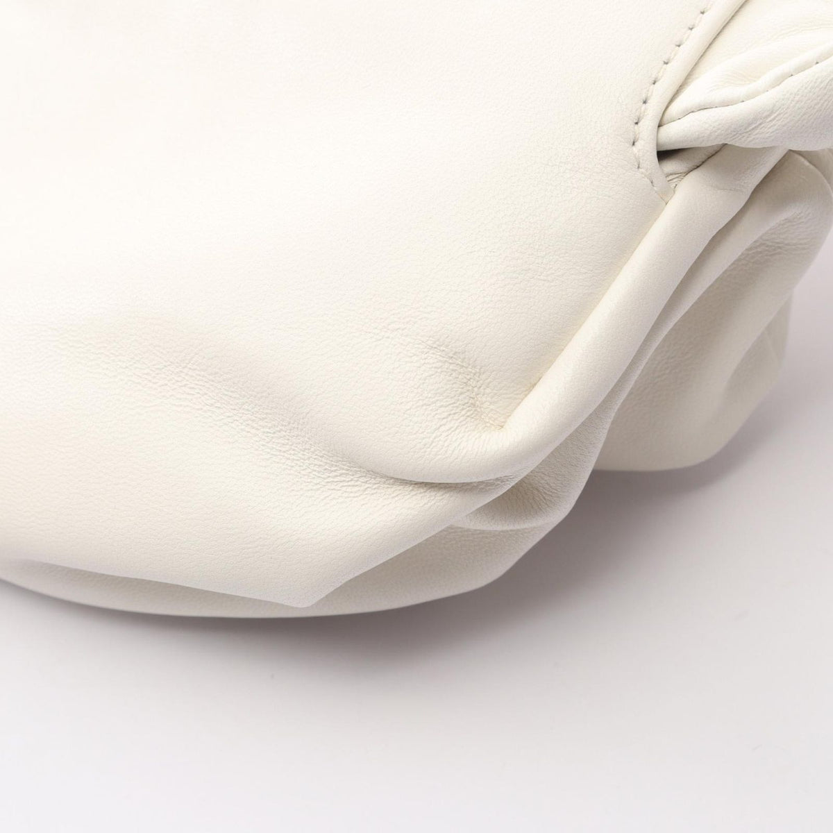 Bottega Veneta Waist Bag the Body Pouch White Leather — view 6