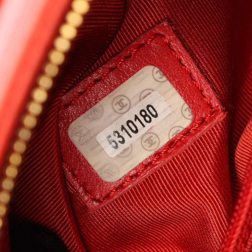 Chanel Shoulder Bag Logo Red Caviar Leather Chain — view 5