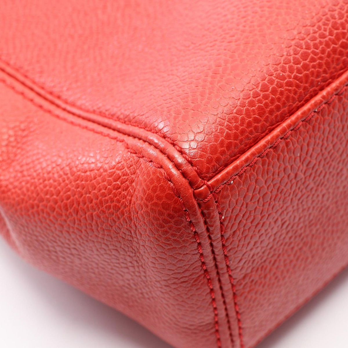 Chanel Shoulder Bag Logo Red Caviar Leather Chain — view 7