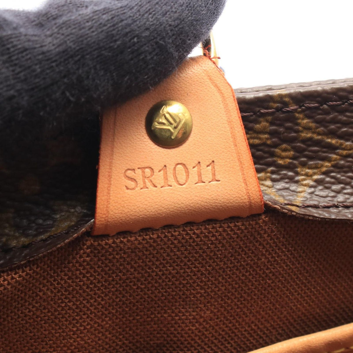 Louis Vuitton Handbag Vavin PM Leather — view 5