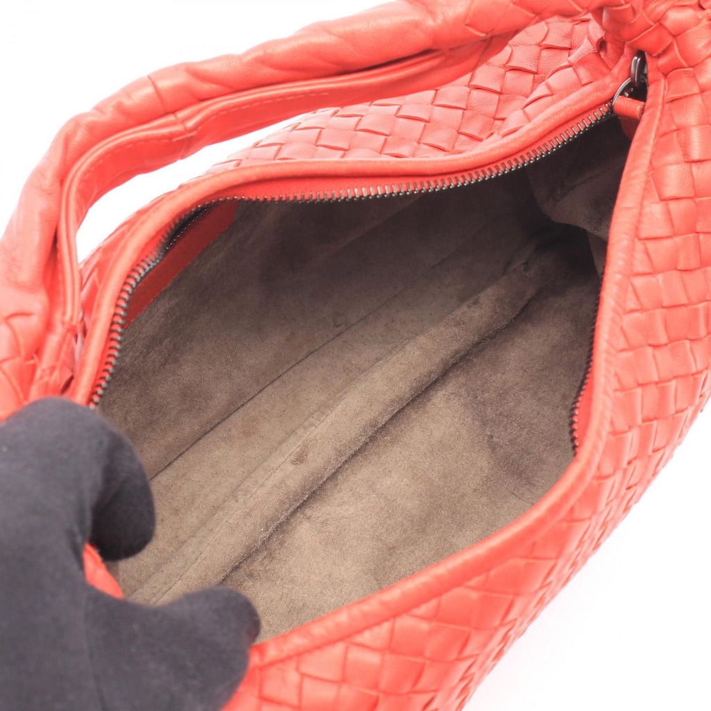 Bottega Veneta Shoulder Bag Intrecciato Red Leather — view 3