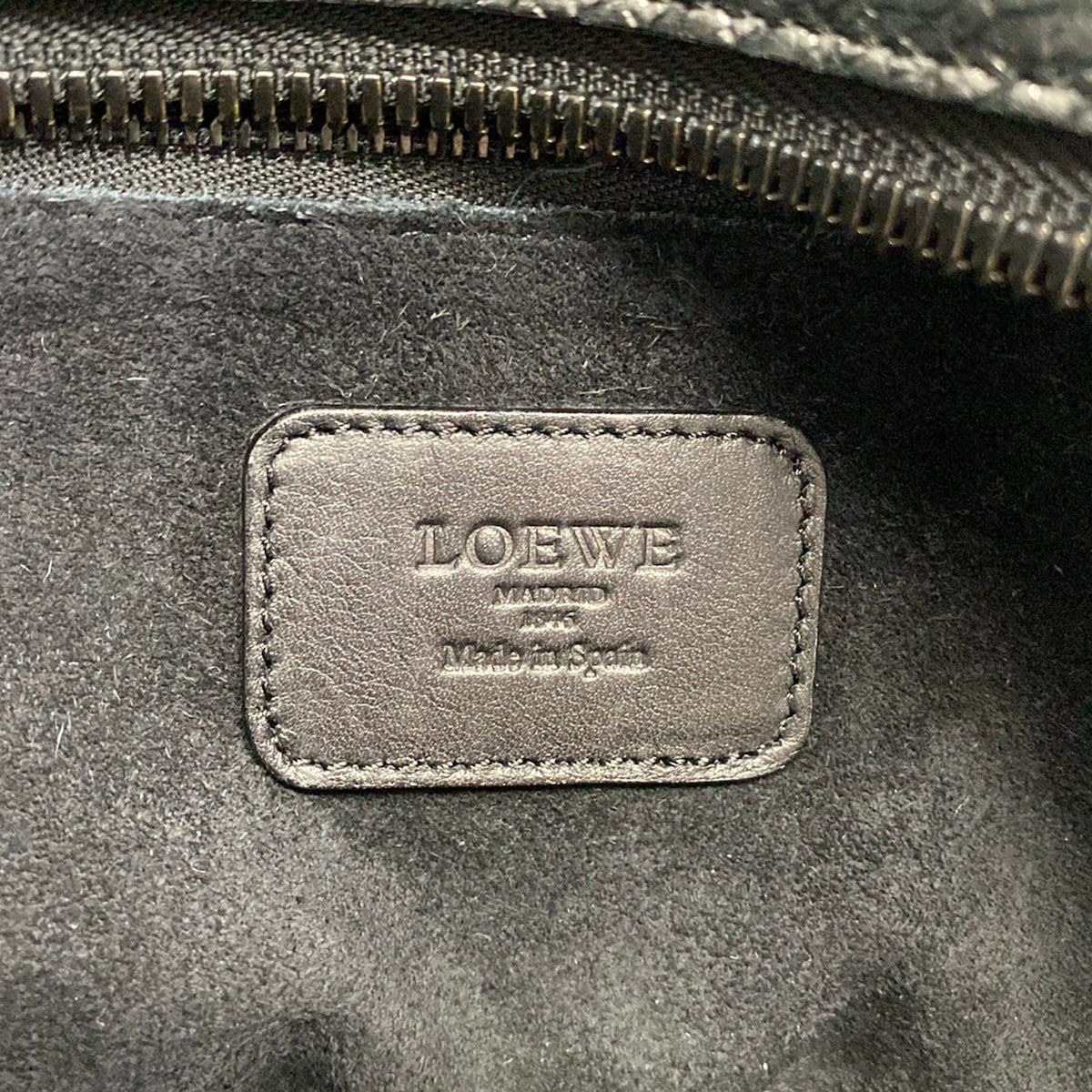 Loewe Handbag Amazona 36 Silver Black Leather — view 8