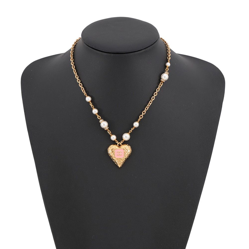 Chanel Necklace CC Logo Heart Faux Pearl Rhinestone — view 4