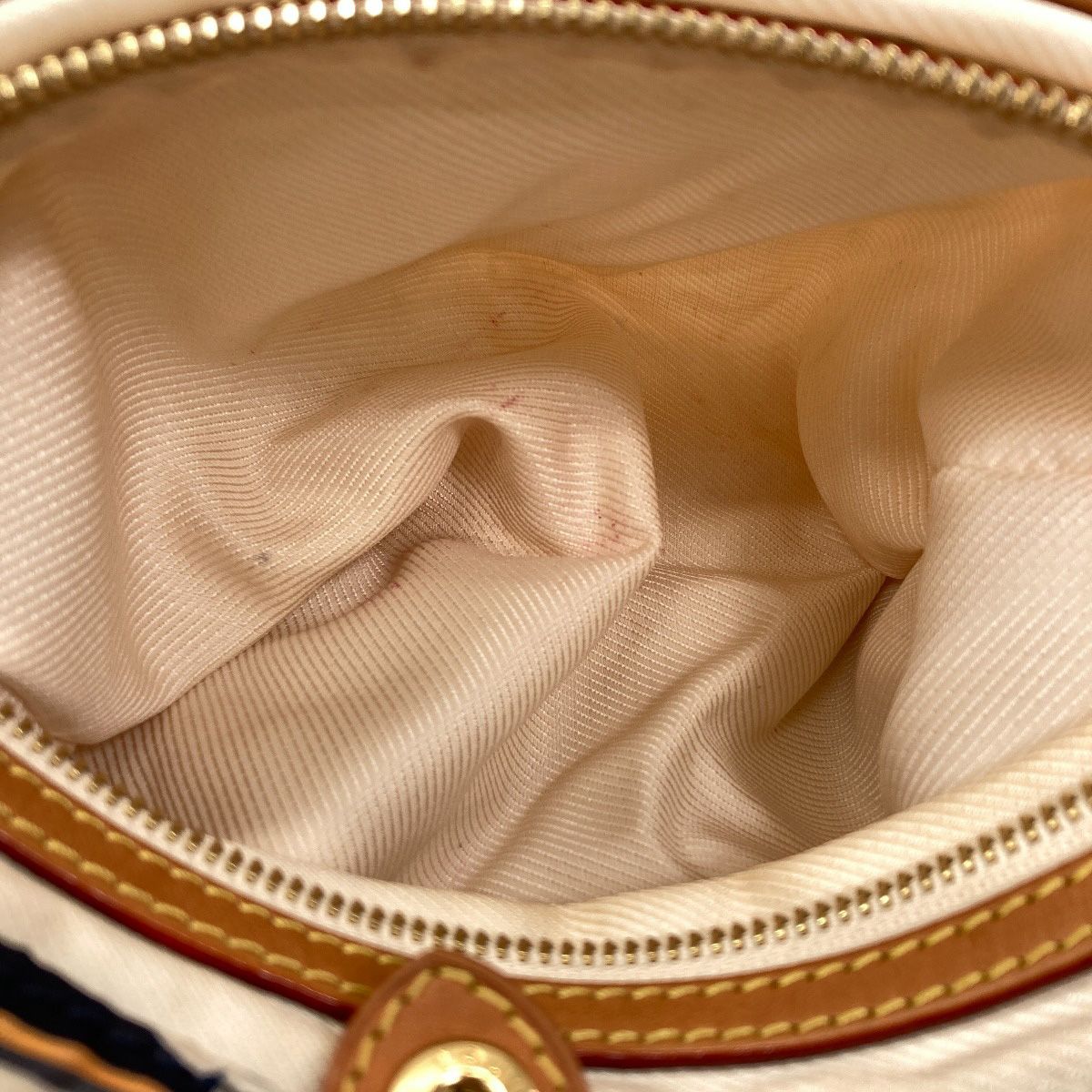 Louis Vuitton MM Shoulder Bag Nylon — view 8