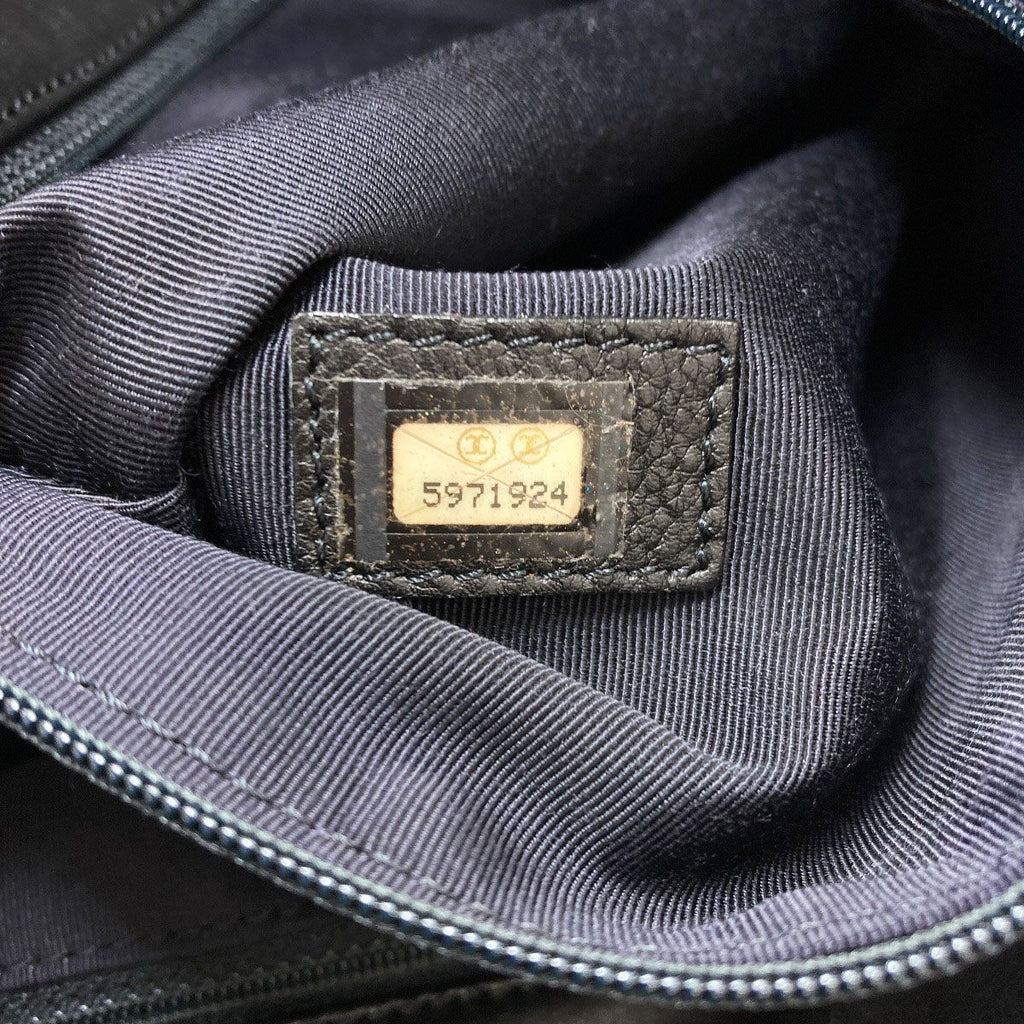 Chanel CC Logo Tote Bag Lambskin — view 7