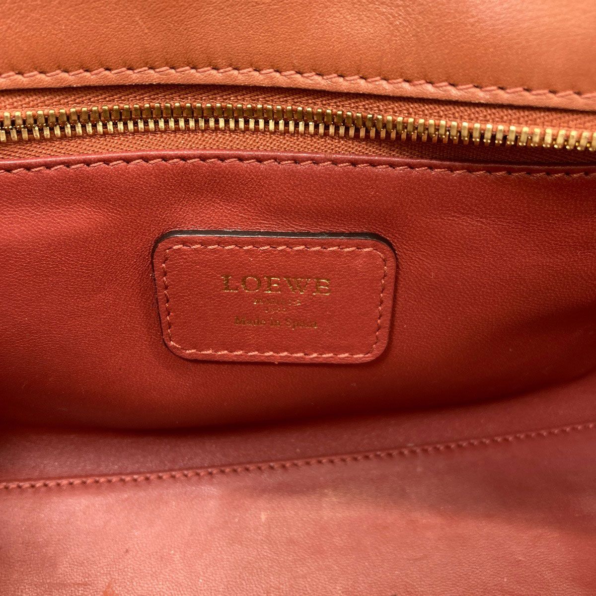 Loewe Amazona 2-Way Handbag Calfskin — view 6