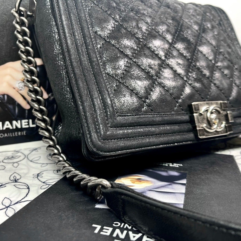Chanel Boy Chain Shoulder Bag Quilted — view 5