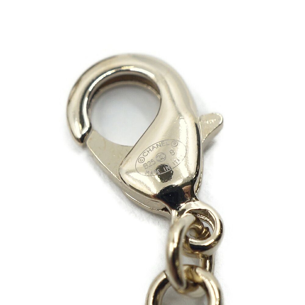 Chanel 25B Bracelet CC Logo Pearl Metal Gold — view 6
