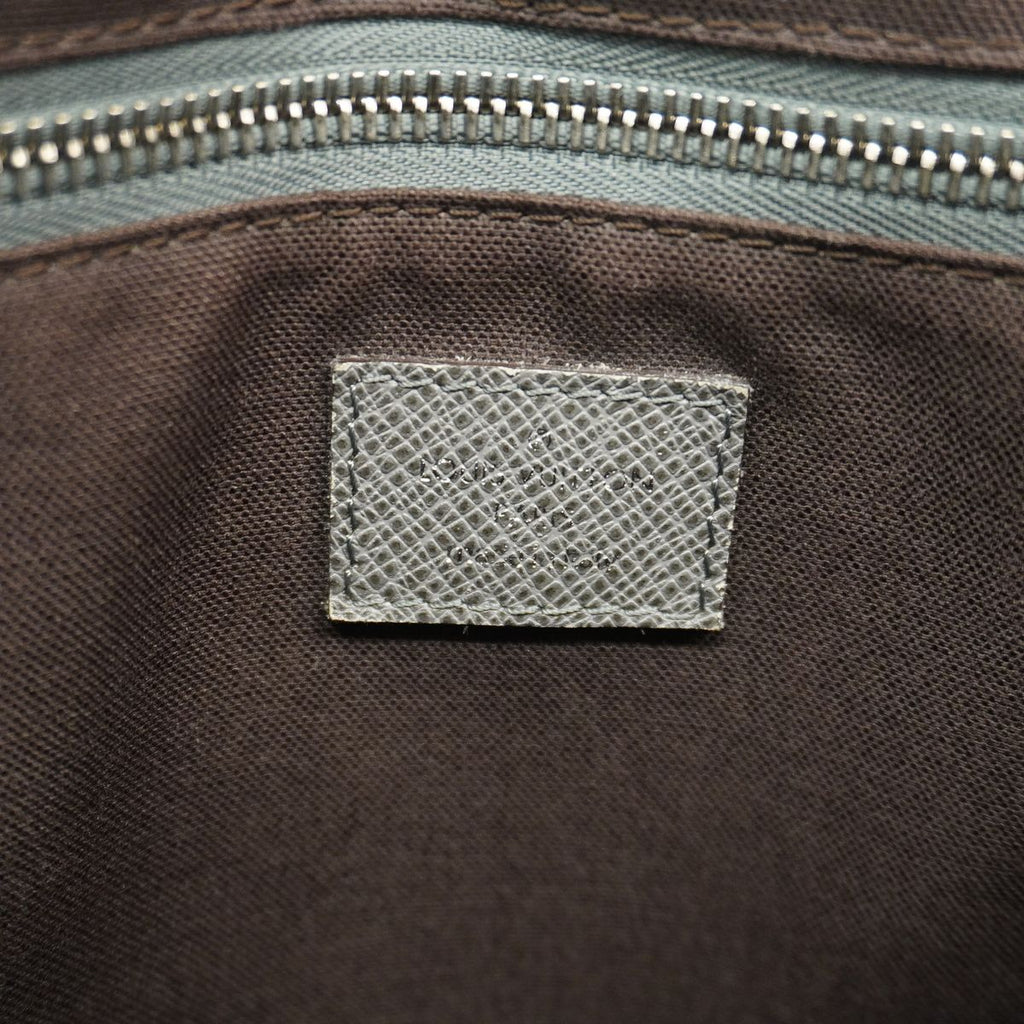 Louis Vuitton Shoulder Bag Taiga Roman PM Glacier — view 5