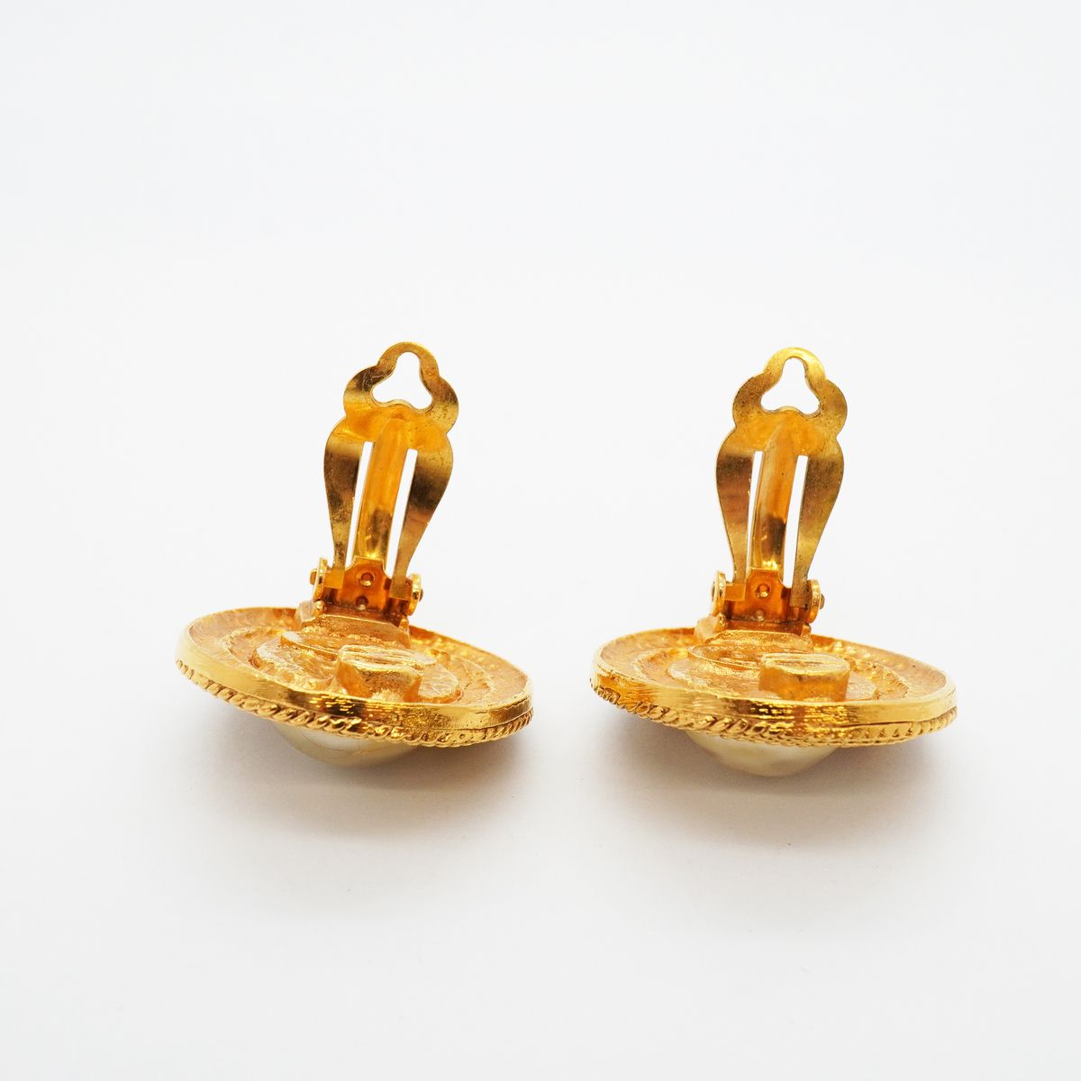 Chanel Earrings Vintage Round Circle Gold Plated Faux Pearl — view 7