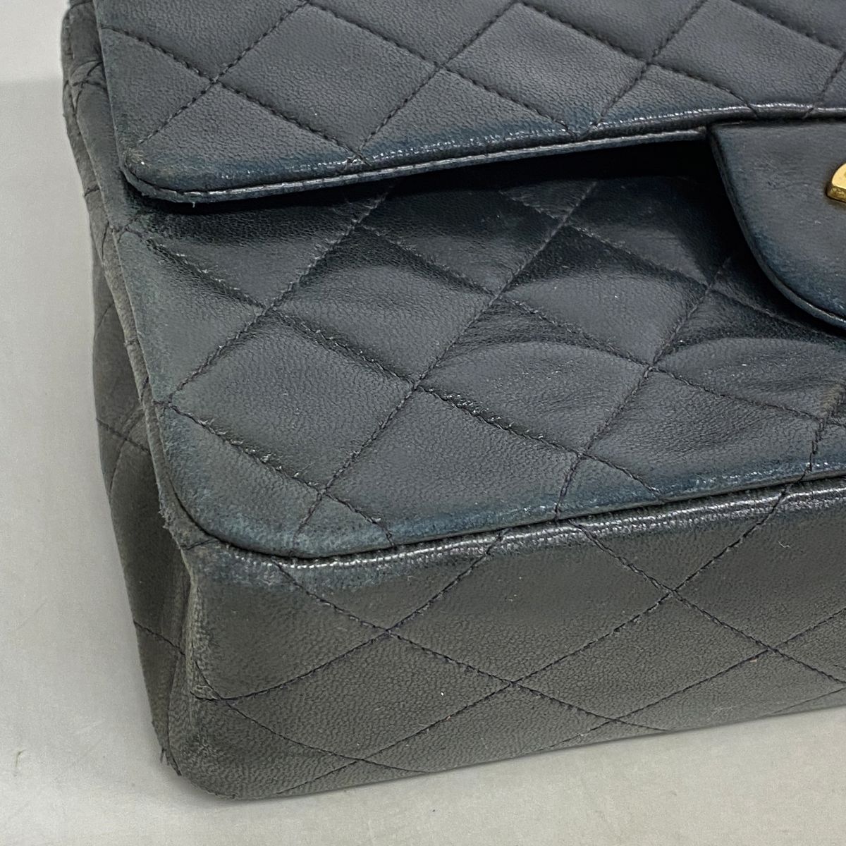 Chanel Shoulder Bag Quilted Lambskin Black Gold — view 6