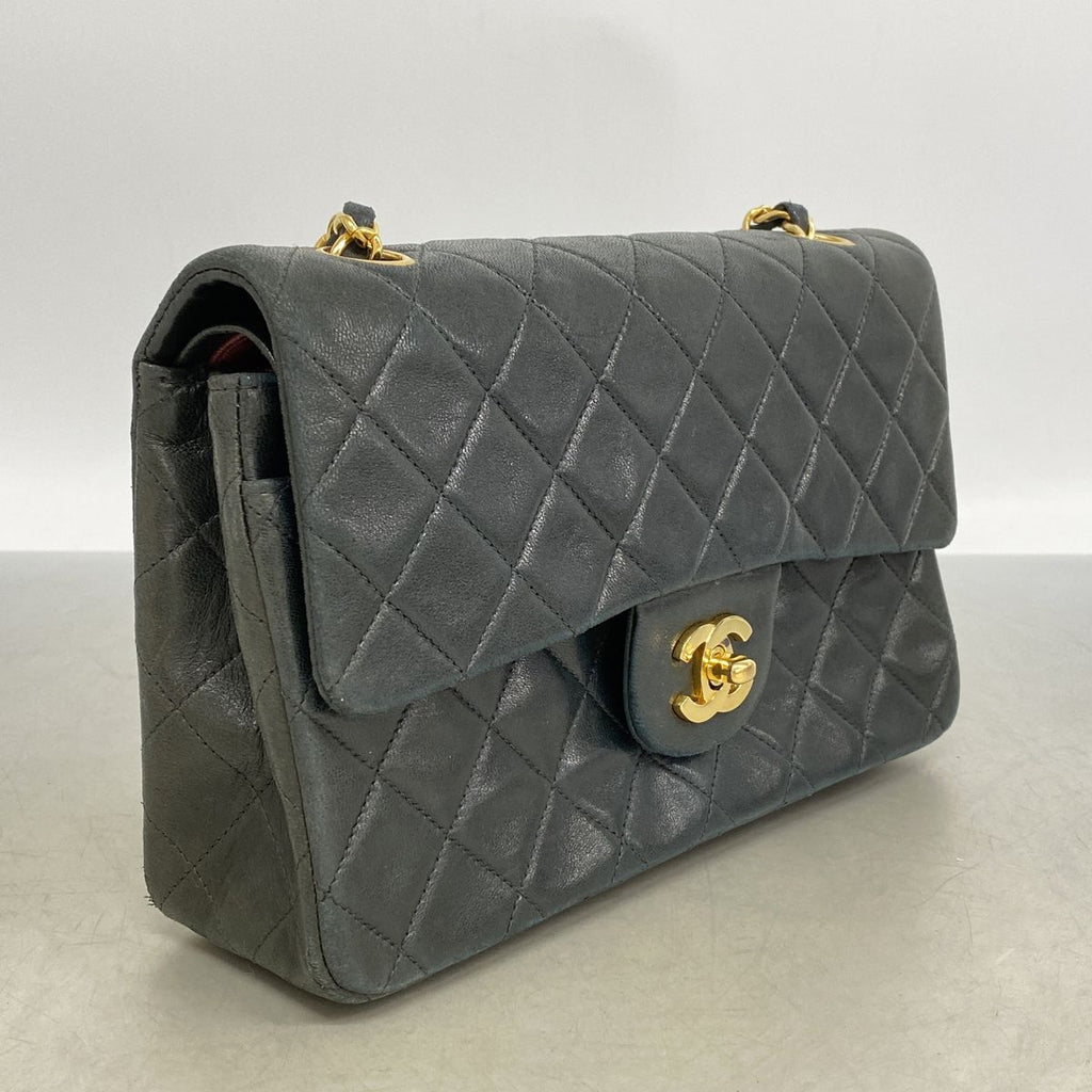 Chanel Shoulder Bag Quilted Lambskin Black Gold — view 2