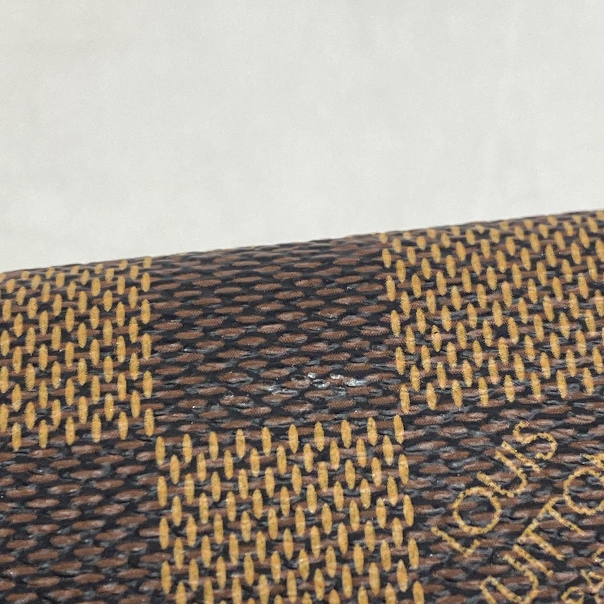 Louis Vuitton Key Case Damier Multicles 4 Ebene Key Holder — view 6