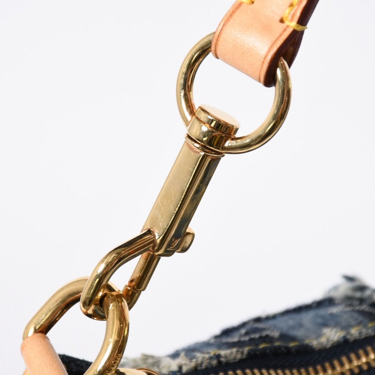 Louis Vuitton Pouch Patchwork Monogram Denim Blue — view 4