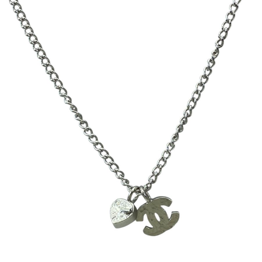 Chanel 07P Pendant CC Logo Heart Metal Rhinestone Silver — view 2