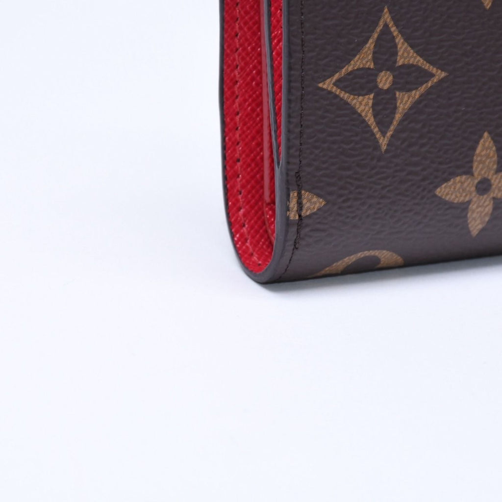 Louis Vuitton LV TM Portefeuille Lisa Bifold Wallet Compact Monogram Cherry — view 7