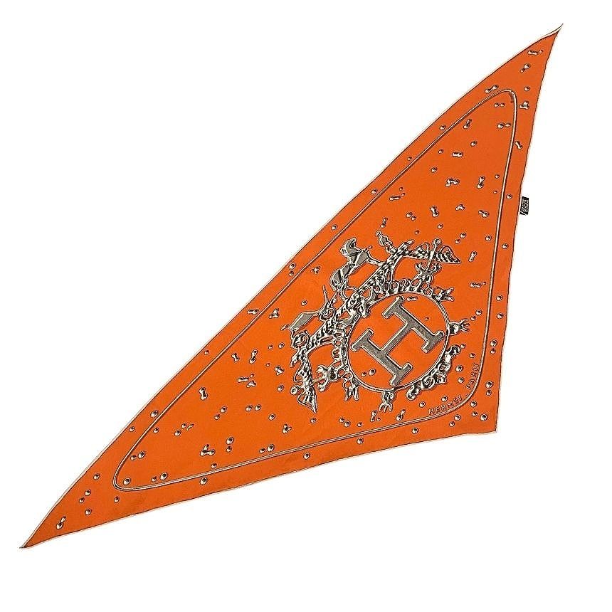 Hermes Pointe Vif Argent Silver Drop Triangle Scarf Carre Bandana Silk Orange