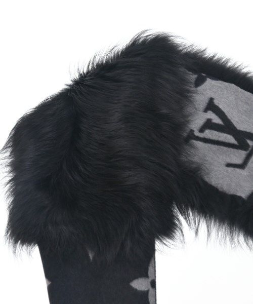 Louis Vuitton Scarf Black — view 2