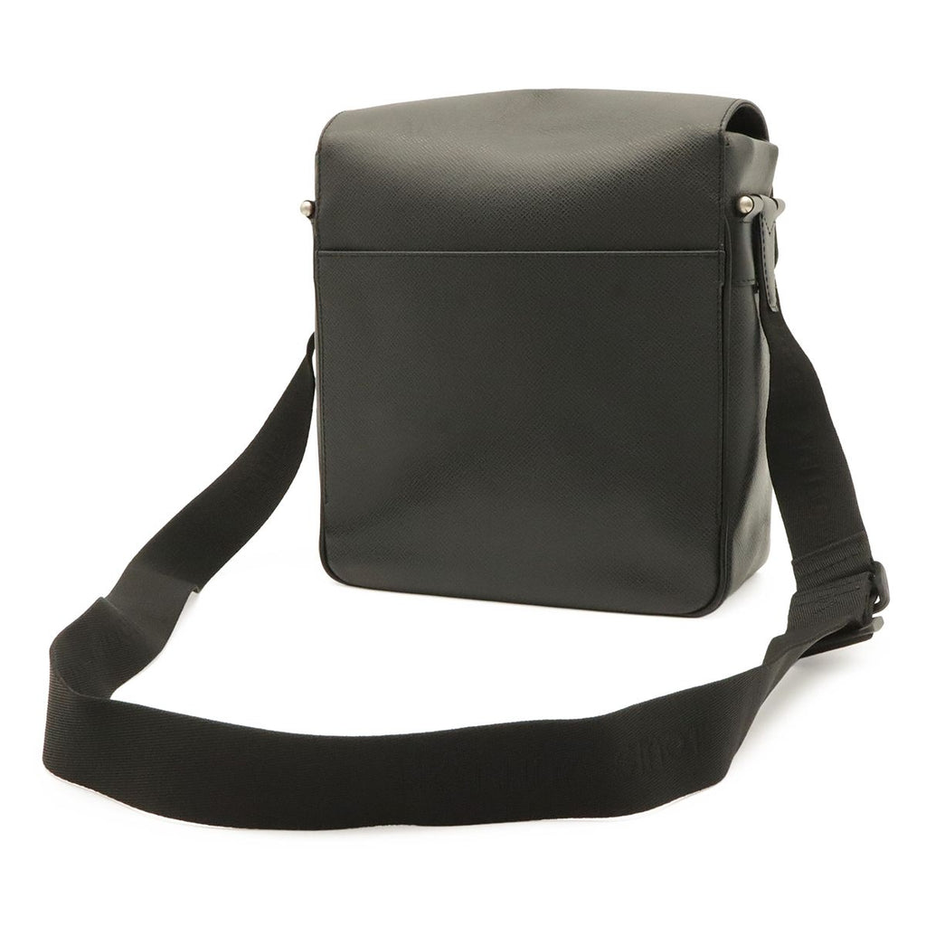 Louis Vuitton Taiga Shoulder Bag Crossbody Leather Ardoise Black — view 2