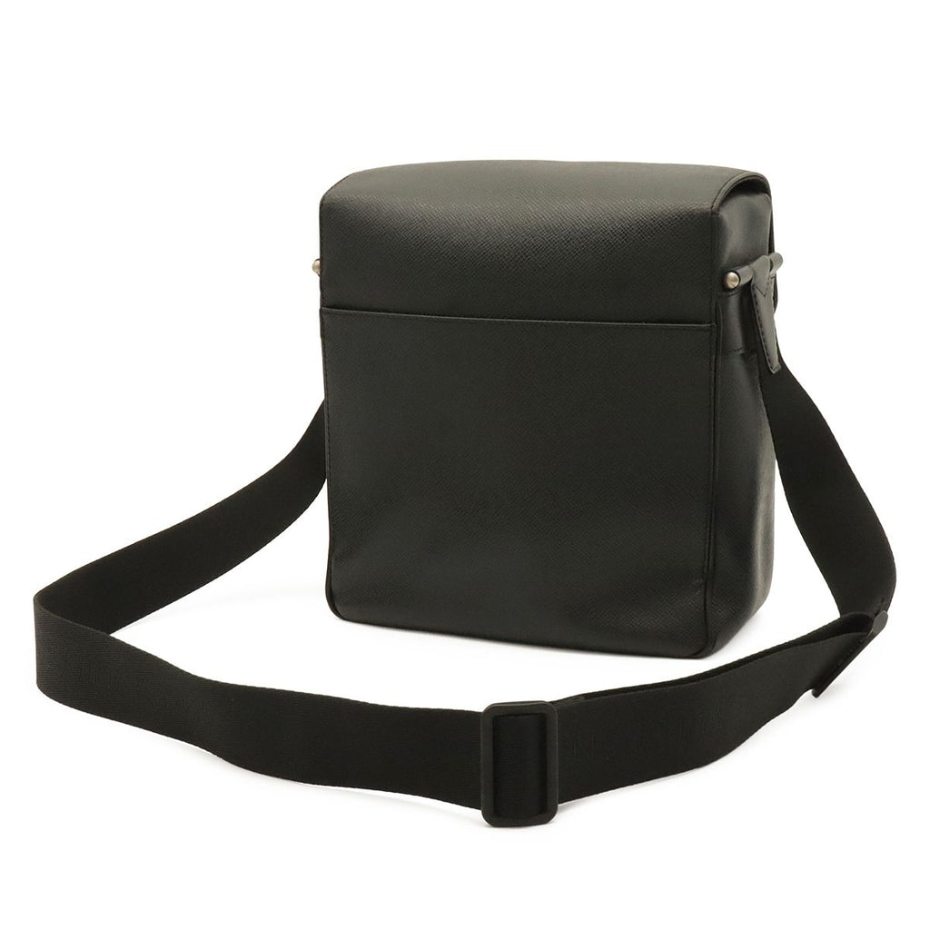 Louis Vuitton Taiga Shoulder Bag Crossbody Leather Ardoise Black — view 2