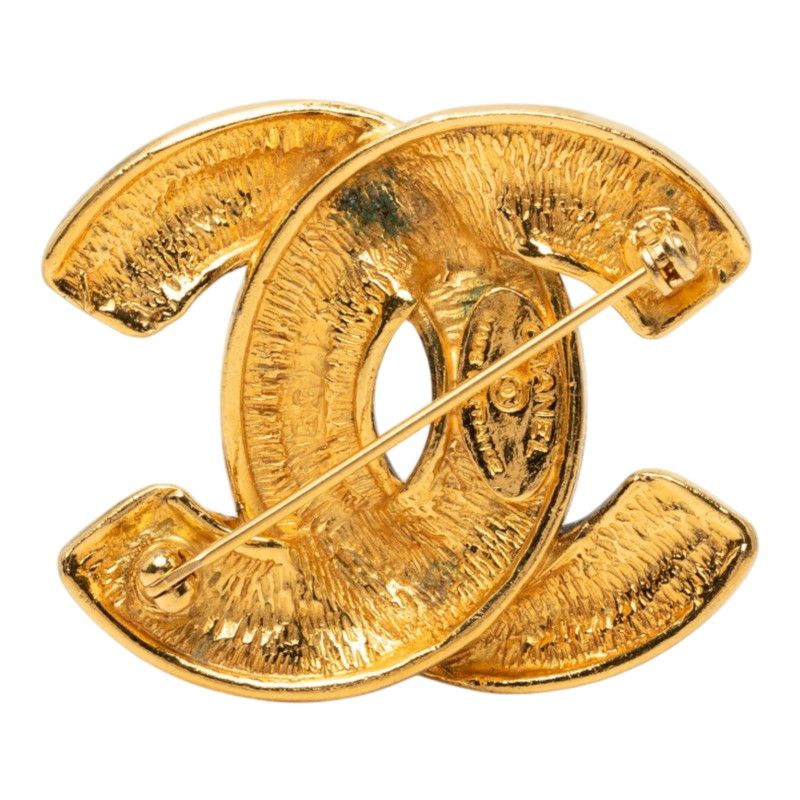 Chanel Vintage Quilted CC Logo Brooch Gold Plated — view 2