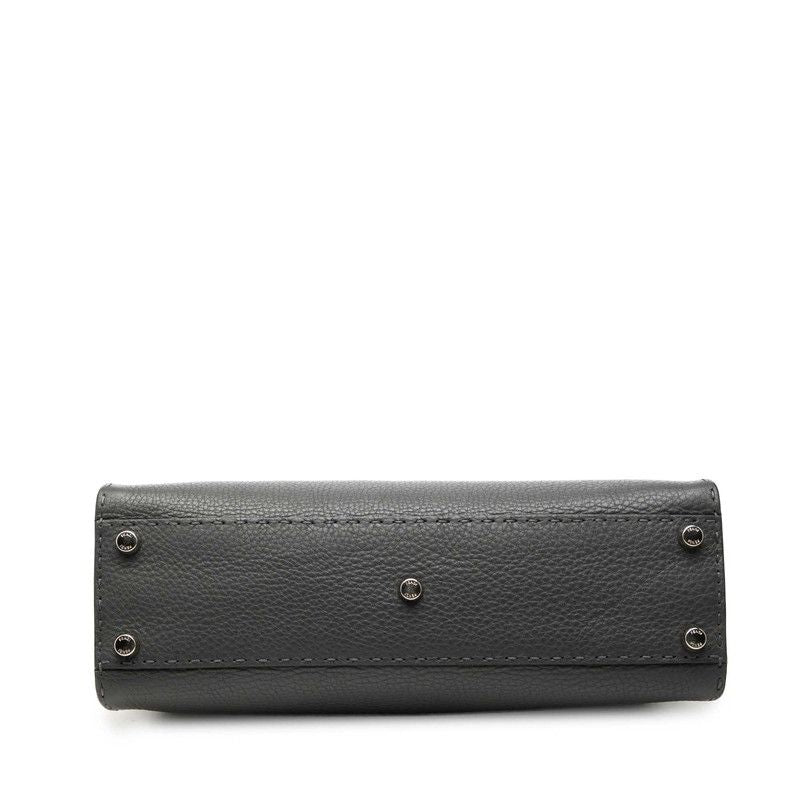 Fendi Selleria Peekaboo Medium Shoulder Bag Gray Leather — view 3