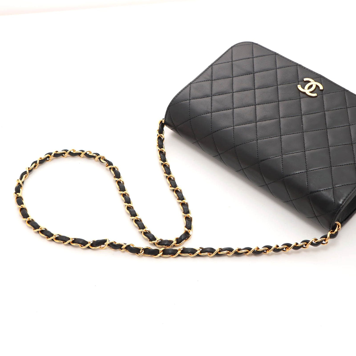 Chanel Quilted 23 Push Lock Full Flap Chain Shoulder Black Bag Lambskin — view 4