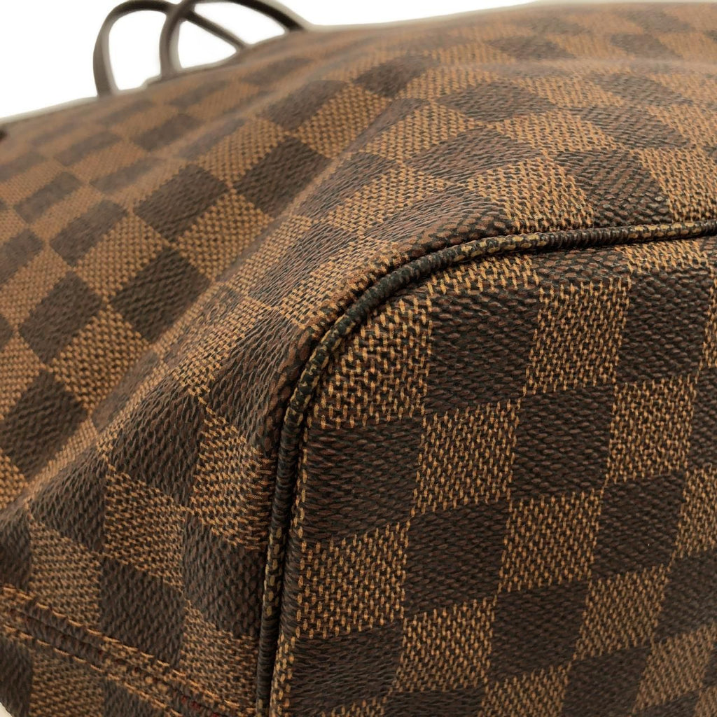 Louis Vuitton Damier Neverfull MM Bag — view 4