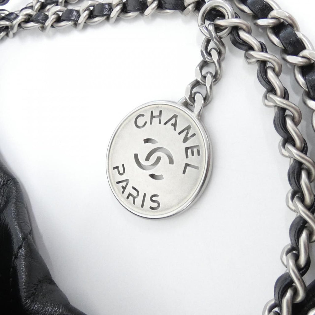 Chanel 22 Line Bag — view 5