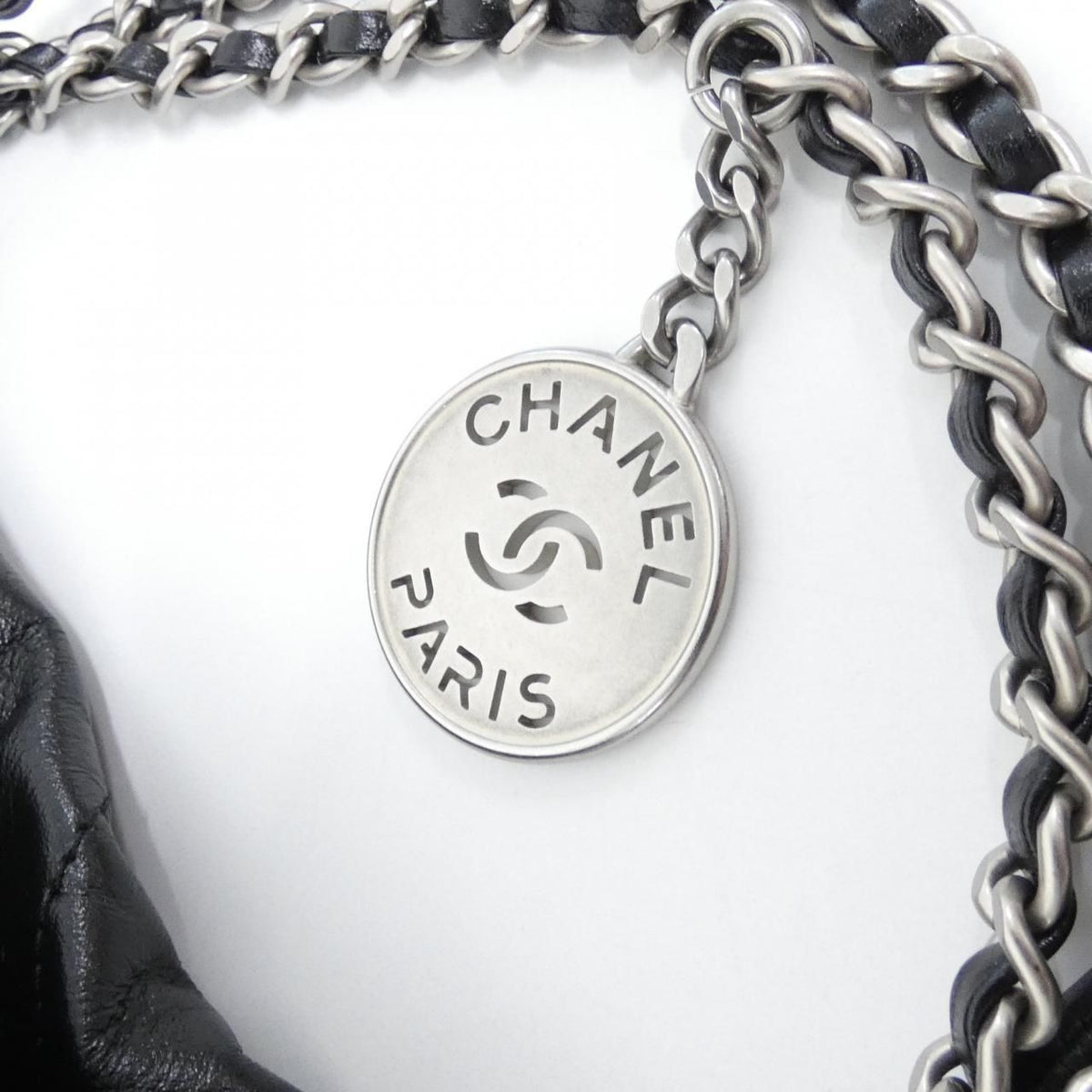 Chanel 22 Line Bag — view 5