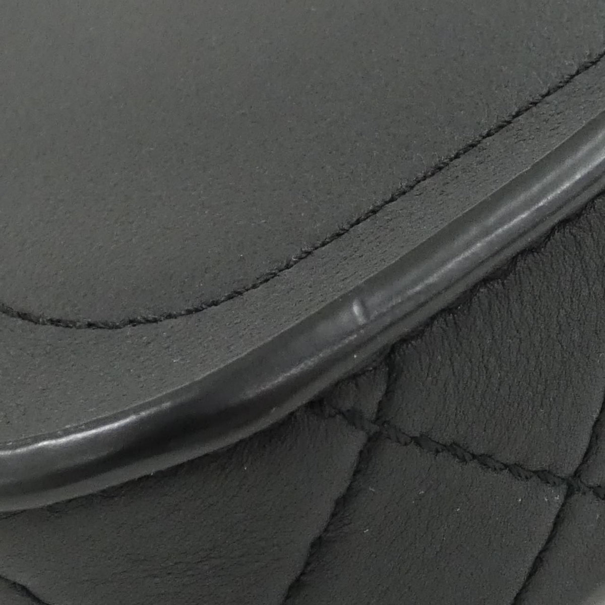 Chanel Shoulder Bag Black — view 3