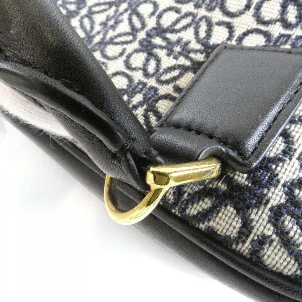 Loewe Amazona 19 Bag — view 7