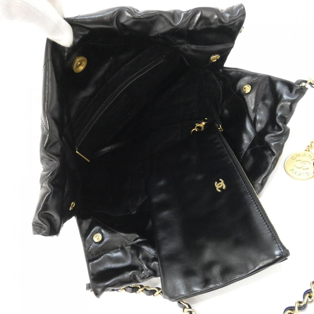 Chanel 22 Line Small Shoulder Bag — view 6