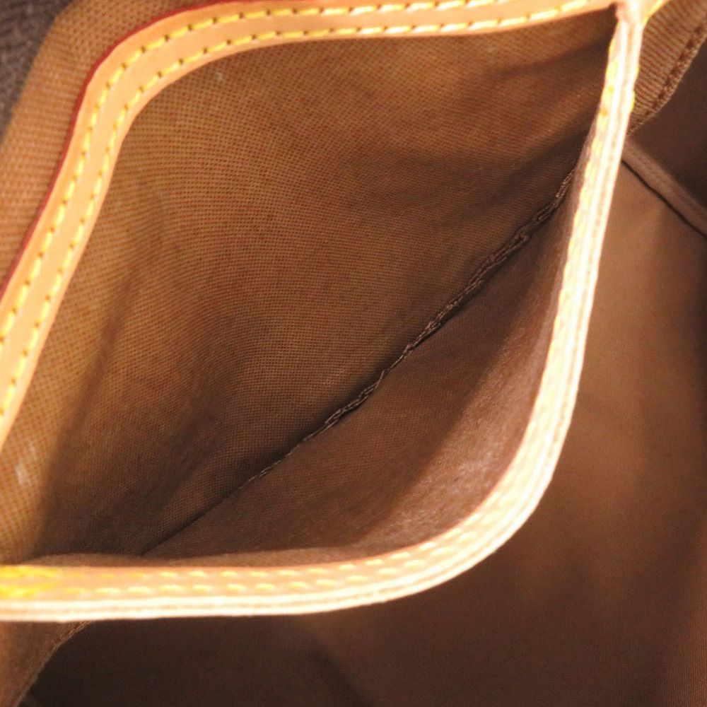 Louis Vuitton Speedy 40 Monogram Handbag — view 6